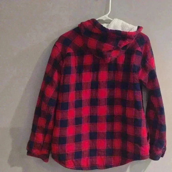 Boston Traders red black plaid button up Sherpa lined shacket women's medium - Picture 4 of 4
